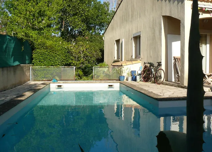 Privee Dans Avec Piscine En Petite Camargue Lattes